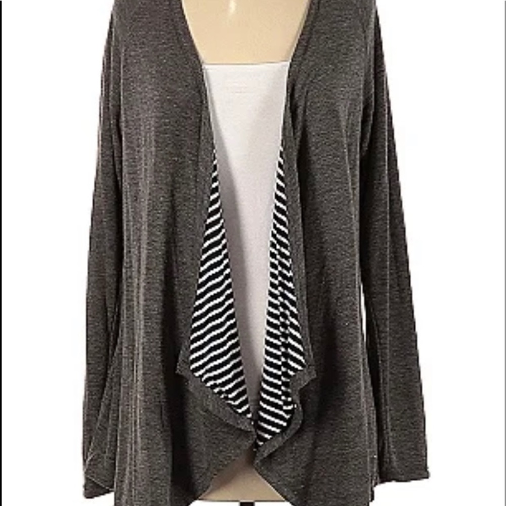 41 Hawthorn Cardigan